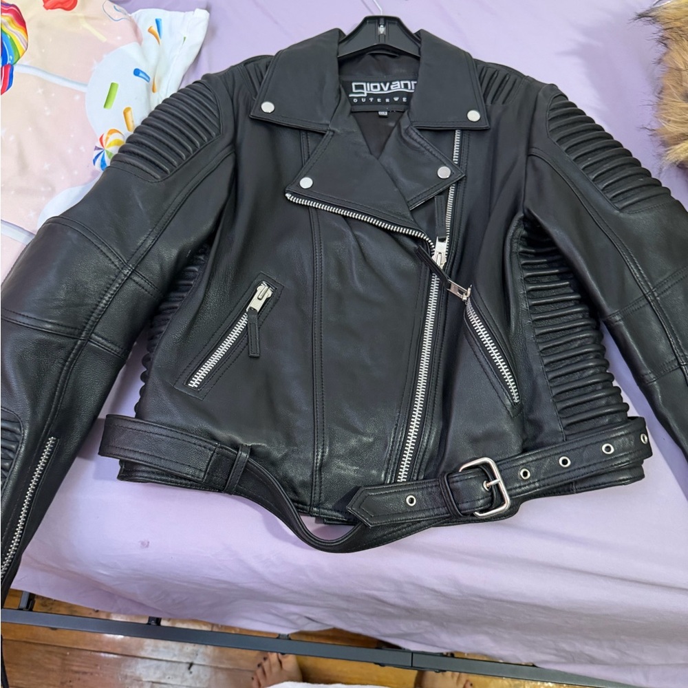 VANNI Black Leather Moto Jacket